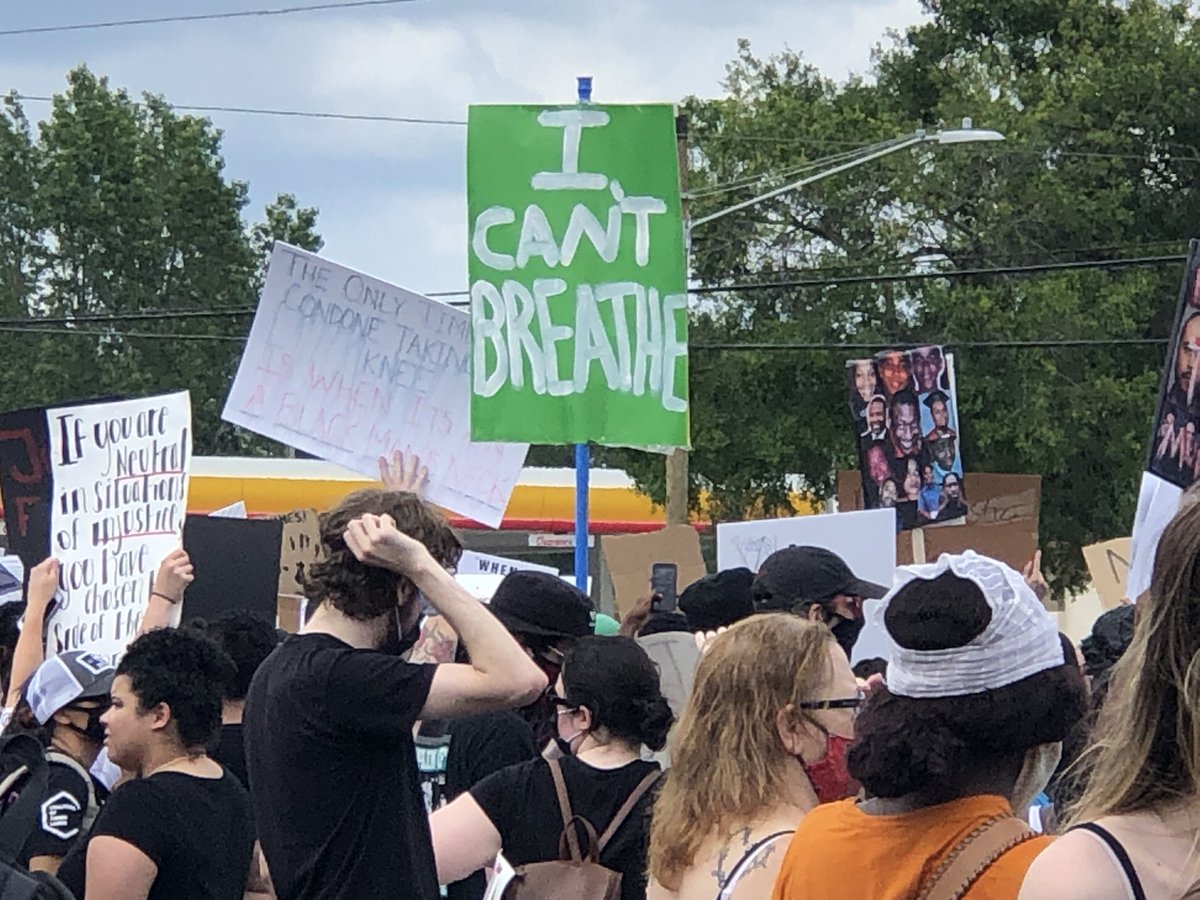 Massive protest has shut down the intersection of Fowler Ave and N 56th in Temple Terrace. Protestors chanting GeorgeFloyd's name & We Can't Breath. Mix of @HCSOSheriff deputies, local police & Florida Highway Patrol officers at scene. @WFLA