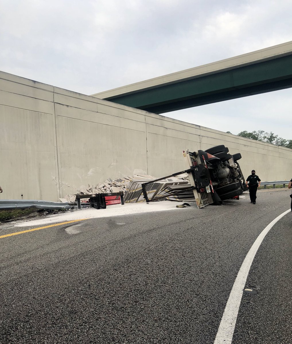 Osceola County: The westbound exit ramp from I-4 to US-192 is closed for a crash. Semi truck overturned. Use an alternate route until the scene is clear