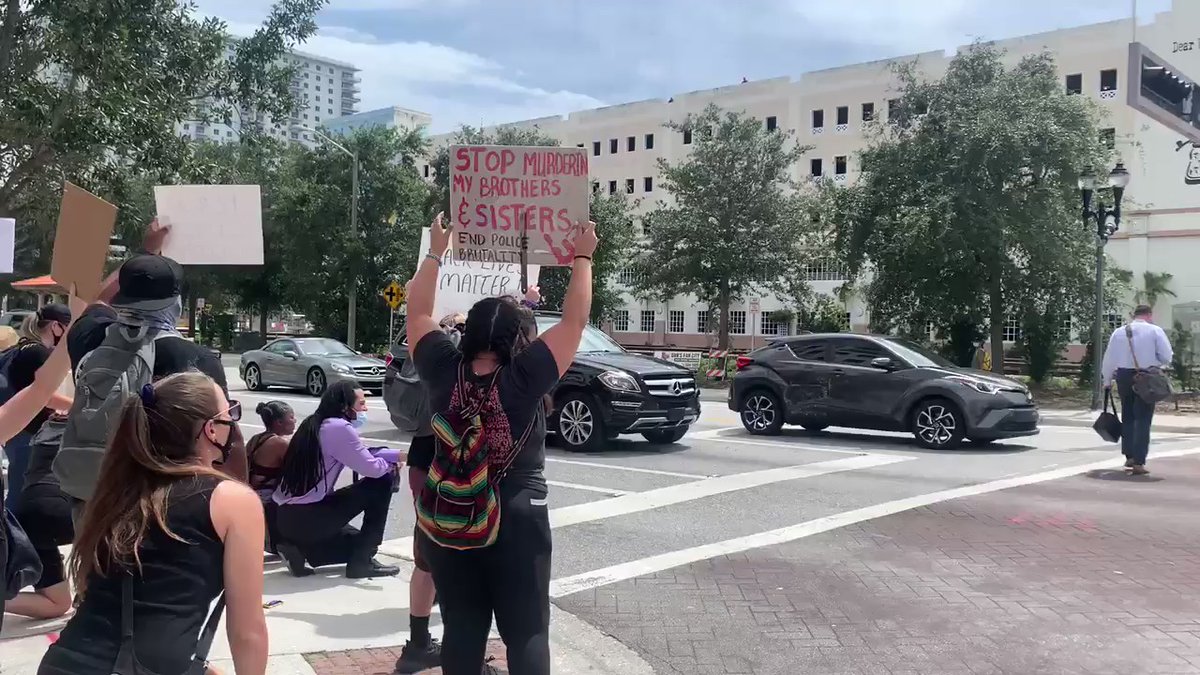 Protest starts in downtwon West Palm Beach near courthouse and city hall.