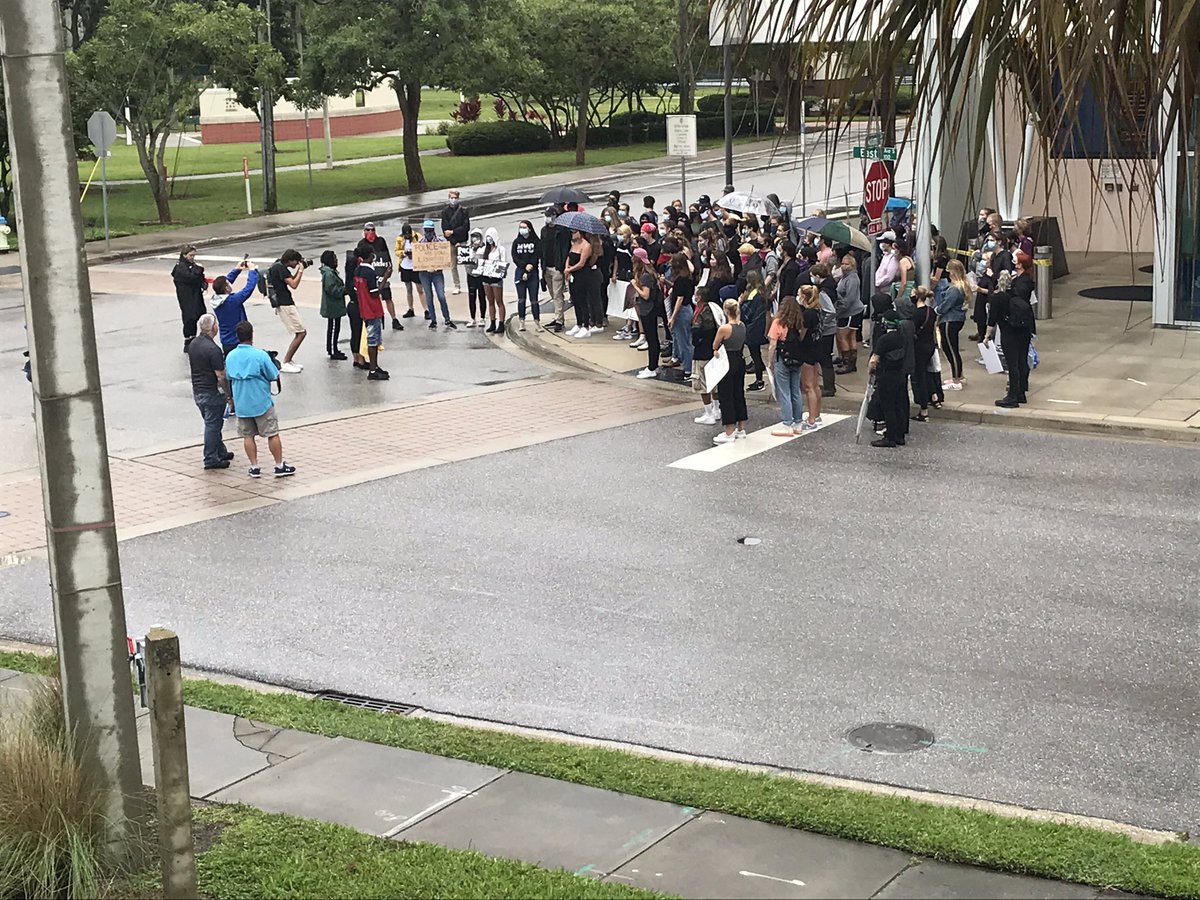 A protest outside Sarasota Police headquarters for George Floyd. Those protesting are calling for equal treatment from Police officers @fox13news sarasota