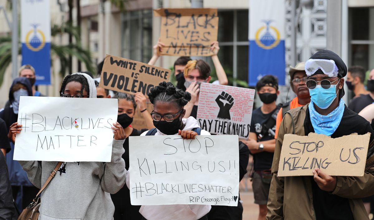 Downtown Orlando George Floyd protests gear up with motorists honking in support