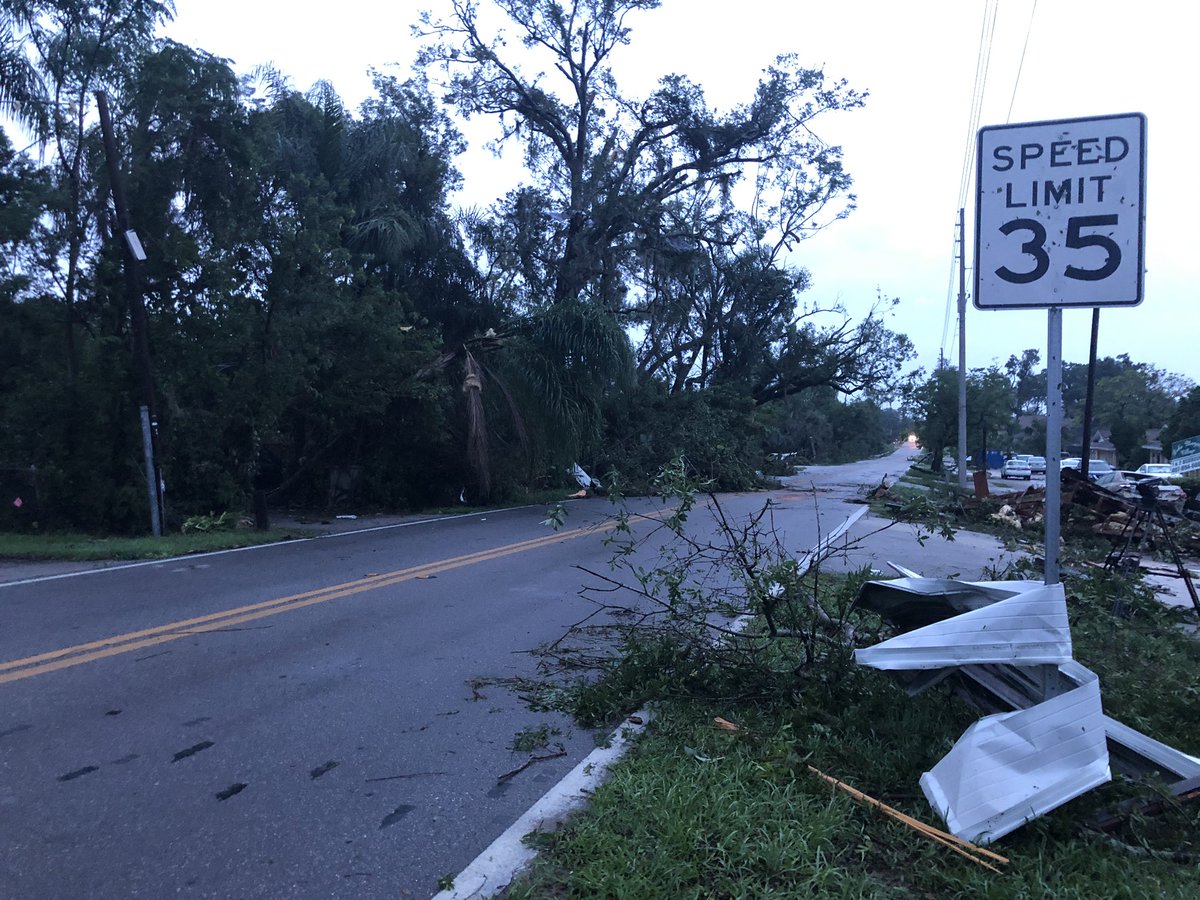 Getting a better look at the damage   that it's getting lighter out here this morning from Saturday night's tornado that came through the Fern Creek area. Neighbors tell it was scary when it passed over, sounding like a freight train 