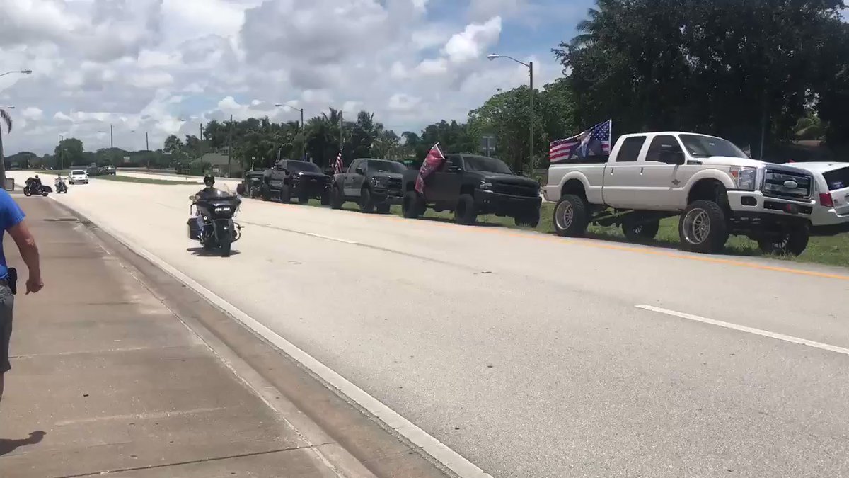 Large trucks fill the median across from the Pirate's Well in Lake Park.  That's where a @realDonaldTrump birthday party is taking place. 