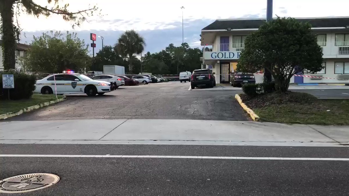 Says there were 3 people involved. 2 were armed. One was not. @JSOPIO initial investigation shows 2 men were arguing when a 3rd man approached to be a peacemaker. The argument continued & 2 of the men opened fire. 1 man and peacemaker were shot and killed
