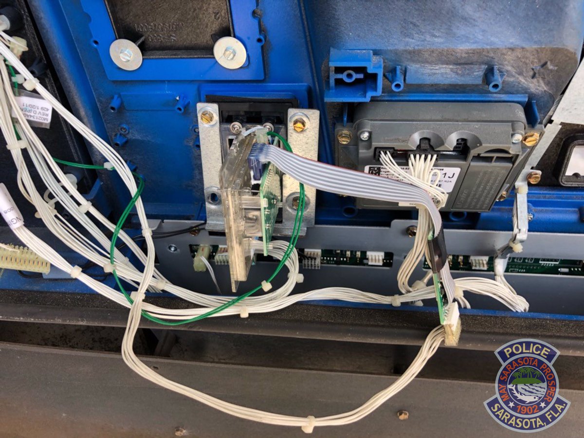 Officers with @SarasotaPD removed a skimmer off pump 11 at a 7-11 located at 1150 North Tuttle Avenue, Sarasota. 