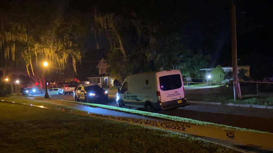 Woman killed in Lakeland shooting in the 1000 block of Moneroe Avenue