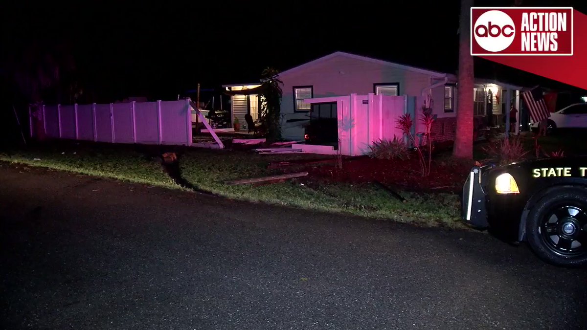The driver of a pickup truck is on the run after hitting a house in StPetersburg last night. It happened around 11pm at a home on 71st Way North. No one was injured. The occupants say when they went outside they saw a black Dodge Ram fleeing.