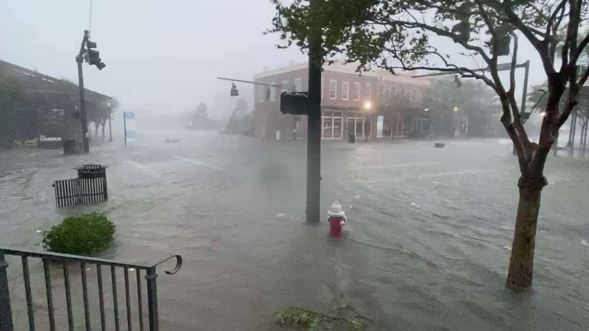 Floodin at Main Street Pensacola #HurricaneSally
