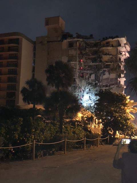Rescue efforts underway after one side of a condo building in Surfside, Florida collapsed. At least 8 ppl hospitalized. A young boy rescued from the rubble. Miami, Florida - Florida news today