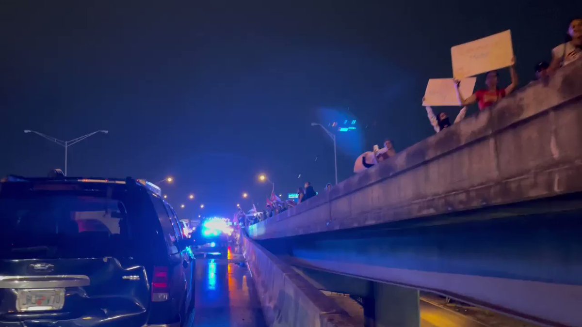 SOSCuba demonstrators now at the intersection of 103rd and 16th Ave after leaving Palmetto Expressway