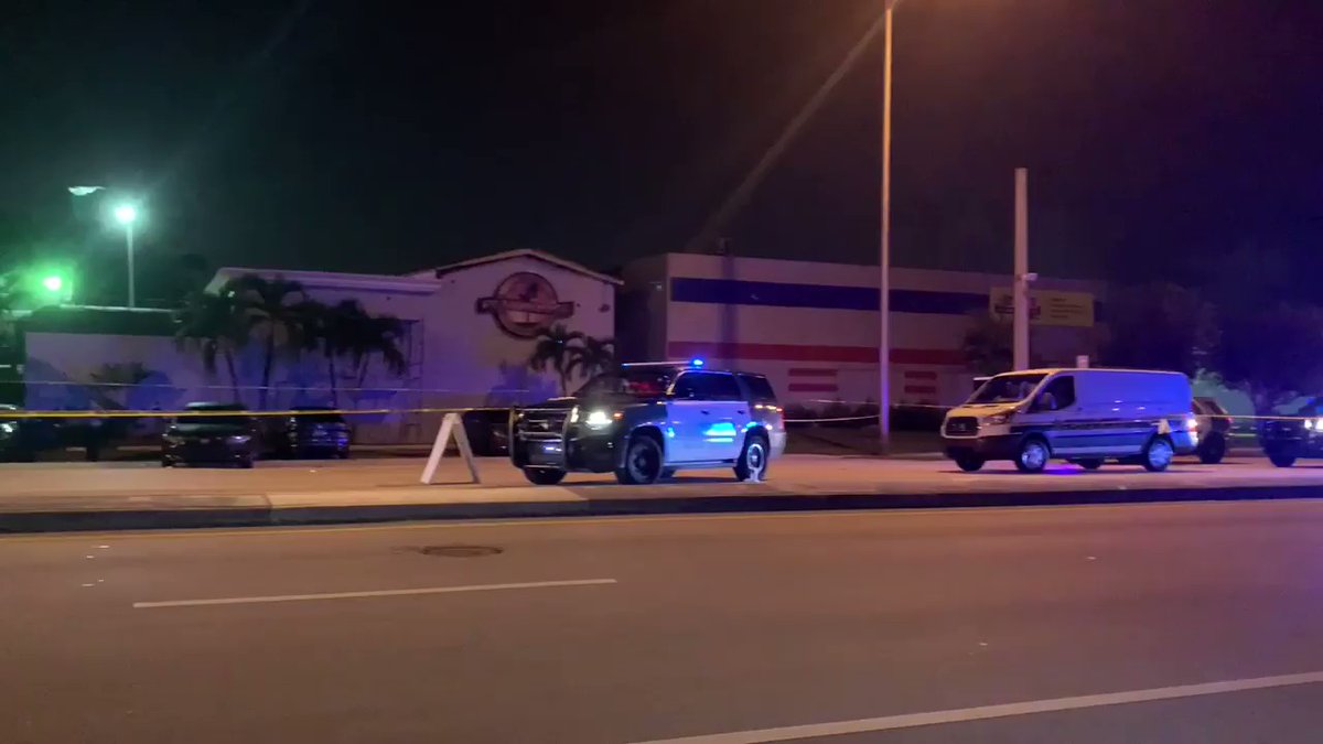 Three people hurt in shooting around 2am outside the Playhouse Gentlemen's Club on Hallandale Beach Blvd.   Two of the people hurt are in serious condition