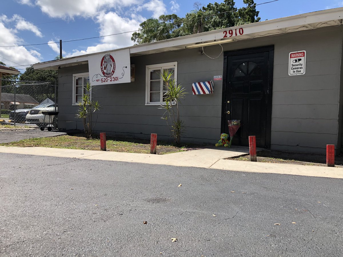 South St Pete at ATL Barbershop, owned by Anthony Link. @StPetePD say he was found dead in his car. Officers believe he was shot