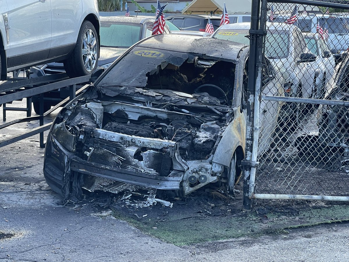 @CityofMiamiFire investigating after three cars caught fire at a used car dealership in LittleHavana overnight. Worker at Magic City Auto estimates $60,000 in damages. Firefighters trying to determine if this was arson or accidental. No injuries