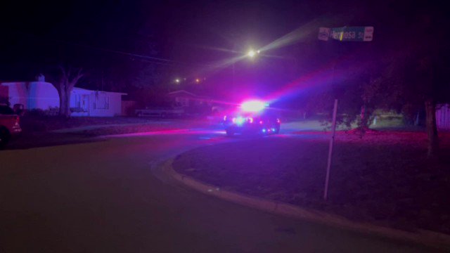 .@OrlandoPolice is investigating a double stabbing inside a home near San Juan and Hermosa. The suspect jumped into Lake Santiago and was later arrested.