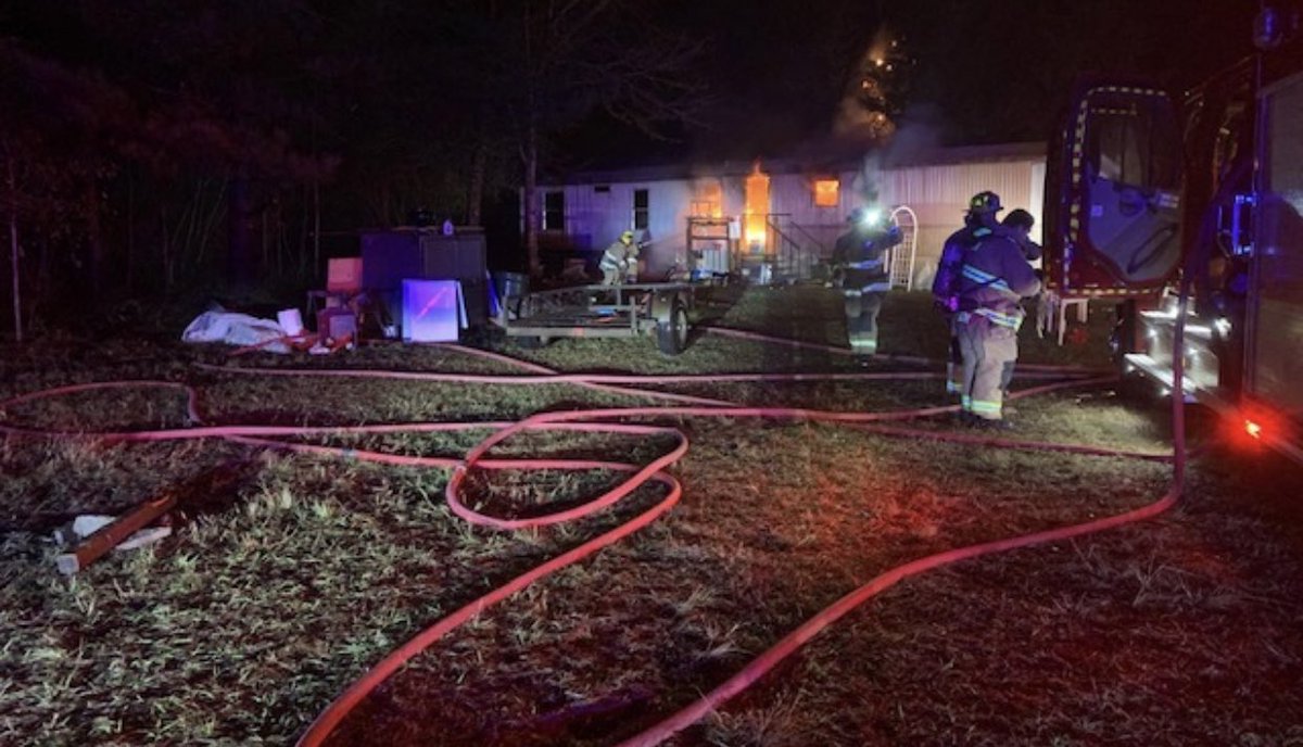 The FD was on the scene working an active structure fire on Buck Ward Rd in Baker earlier this evening.  Thankfully all occupants got out of the residence and are ok.  The cause of the fire is unknown