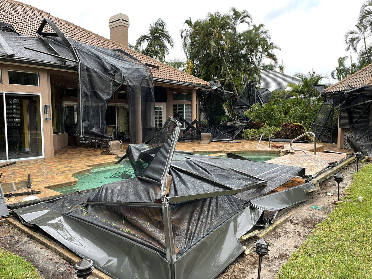 Right next door, the pool enclosure is a total loss