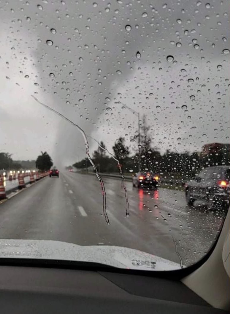 Tornado at Tamiami Trail and Collier Blvd in Naples this morning