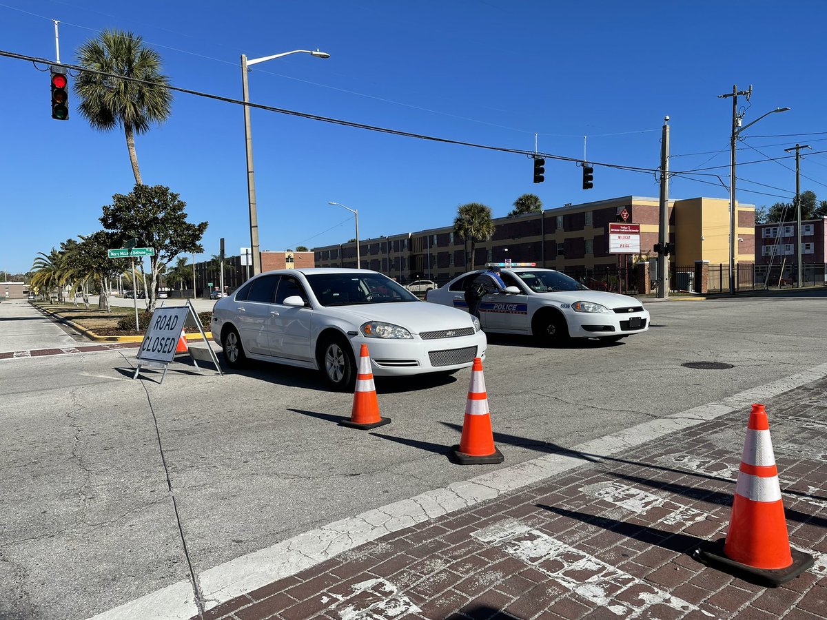 Officers with @DaytonaBchPD are blocking off school entrances