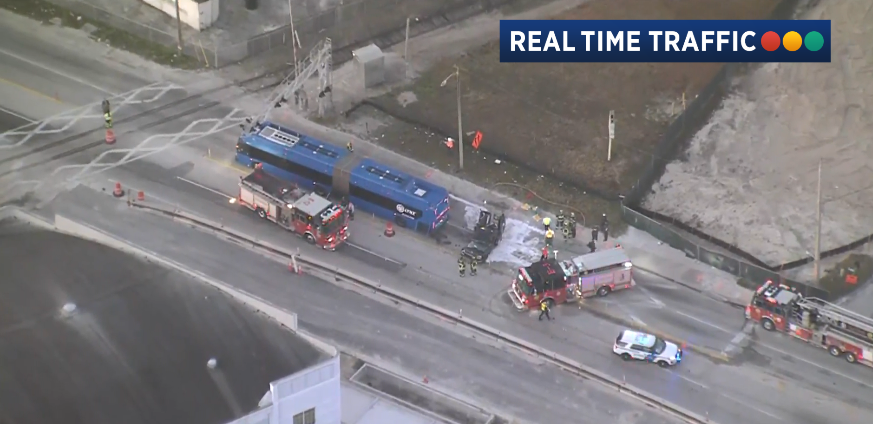 DEADLY CRASH blocking SR-408 eastbound at Conroy Rd. Westbound SR-408 electronic toll lanes are blocked. CRASH involving a bus is blocking both directions of Orange Blossom Trl, south of Princeton ST. CRASH blocking eastbound Colonial Dr at Orange Ave