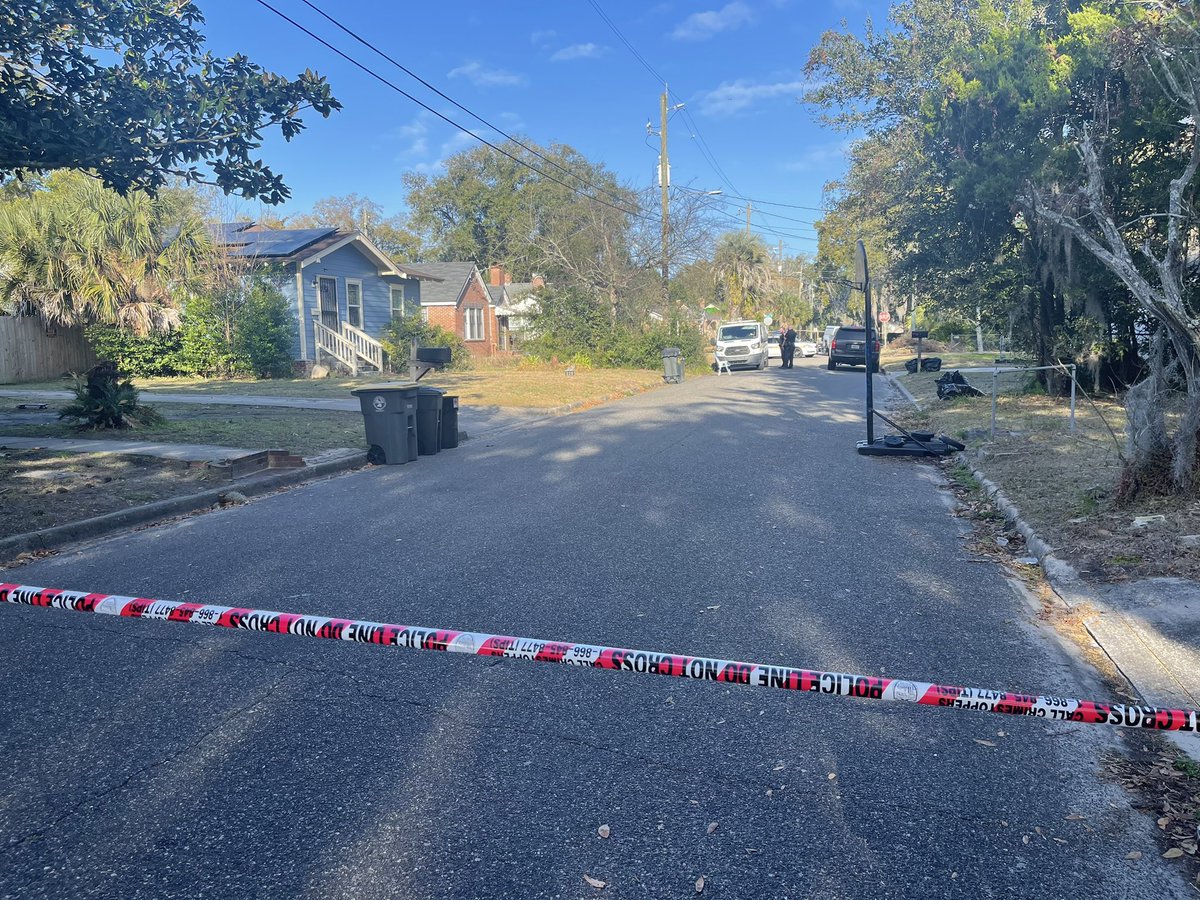 @JSOPIO and the Hazardous Device Unit are searching a house on Mulberry Street after a suspicious device was found in a man's backyard