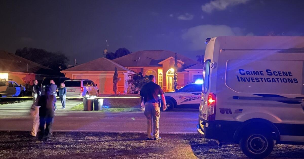 3 people, 2 dogs found dead of apparent gunshot wounds inside Port St. Lucie home