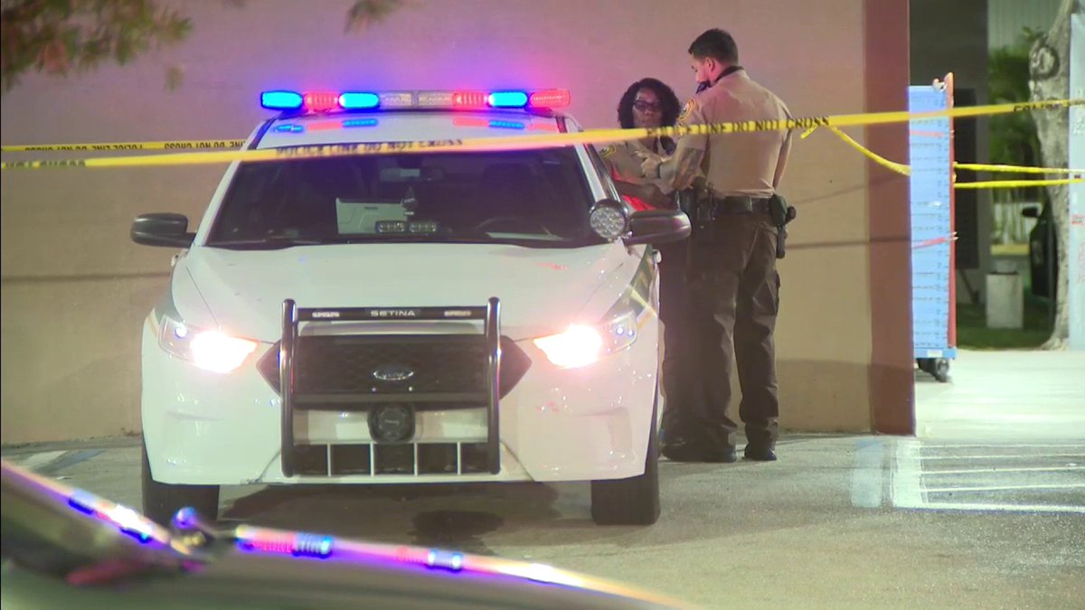 Man injured during armed robbery in Miami-Dade, police say