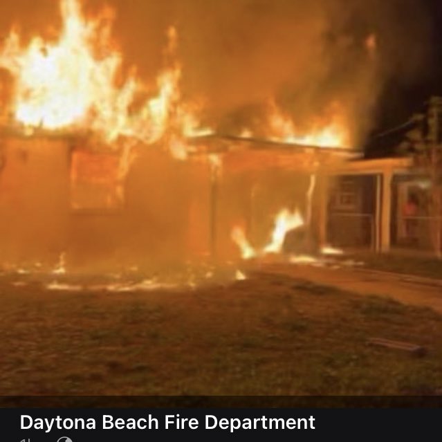 Investigators @DaytonaBeachFD say space heater caused early am fire on Caroline Street. Resident safe but displaced. Home destroyed. Firefighters kept blaze from spreading to neighboring homes