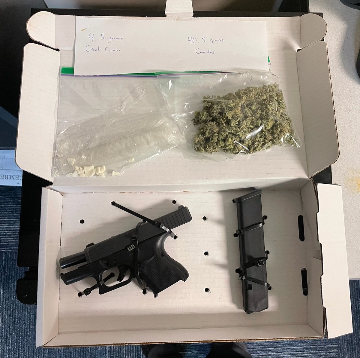 The City of Kissimmee Police SWAT team seized 4.5 grams of crack cocaine, over 40 grams of cannabis, a loaded handgun with an extended magazine, and over $7,500 cash. Thanks to them and their hard work, these items will stay off the streets of Kissimmee.