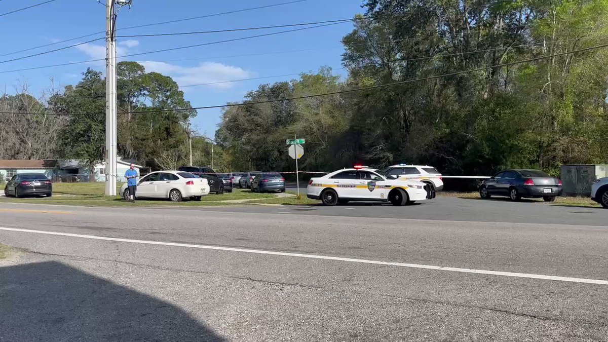 The fire trucks have left the scene but several JSO officers are still here at Starratt and Venice where there was a confirmed shooting with one death