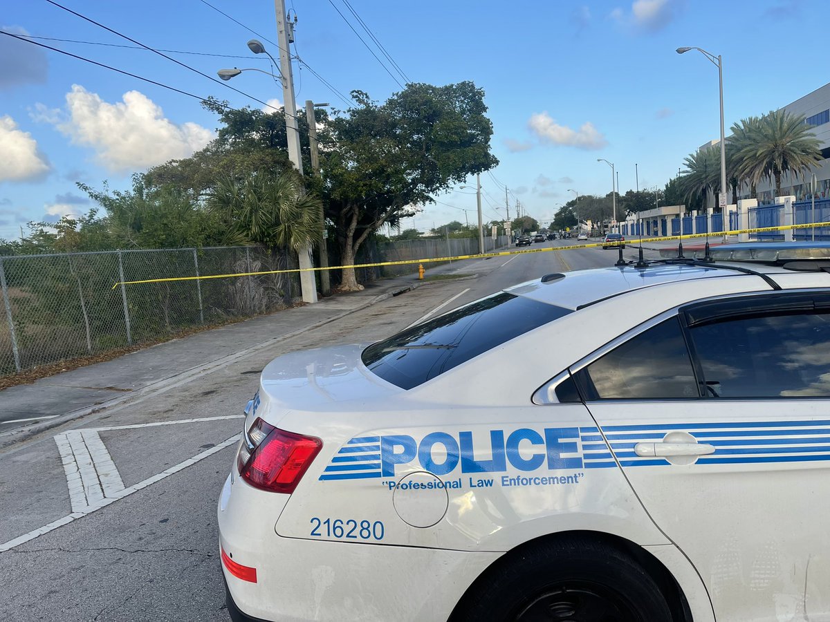 Miami PD:PIO is on scene at the media staging area located at NW. 12th Ave. and 71st St. reference a shooting. Any and all updates will be provided on scene. Please avoid the area between N.W. 7th - 12th Ave along  68th