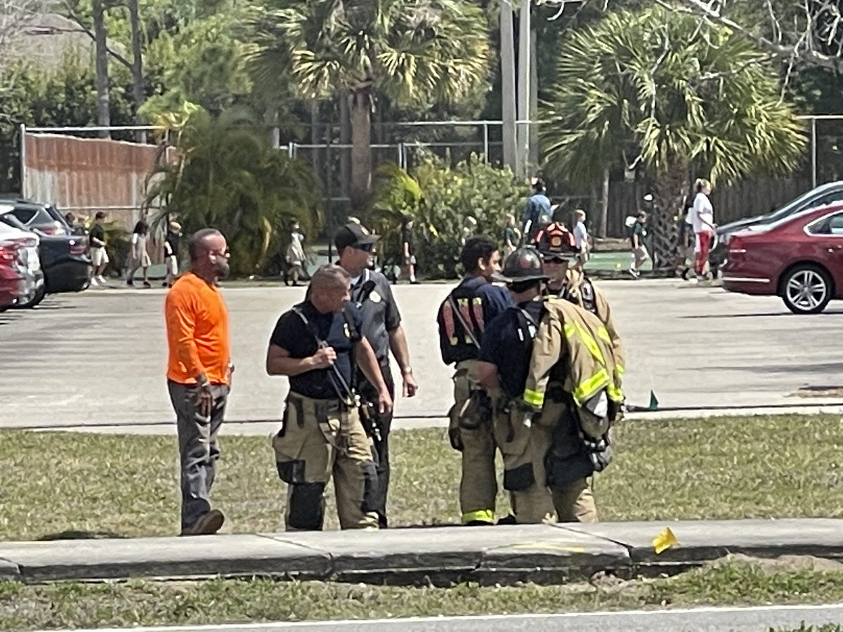 West Melbourne Elementary School for Science evacuated due to nearby gas leak in construction site in front of school on Minton Rd. Students relocated to safe area. 