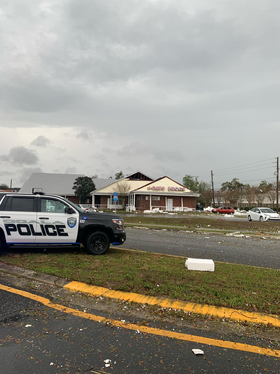 OCALA, FLORIDA DAMGE: Possible Tornado.  From the Ocala PD: Multiple buildings and vehicles near the 3900 block of SR 200 are damaged due to a tornado. No injuries reported at this time. All lanes on SR 200 from SW 38 Ct. and SW 43 St. Rd. Are blocked.