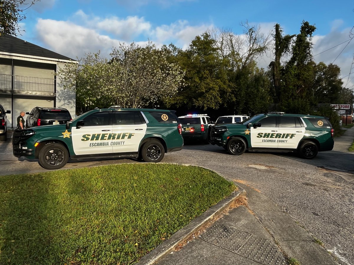 Escambia County Sheriff's Office SWAT team is in a standoff at the HomeStay Lodge motel on Mobile Hwy. as they seek a suspect with active felony warrants 