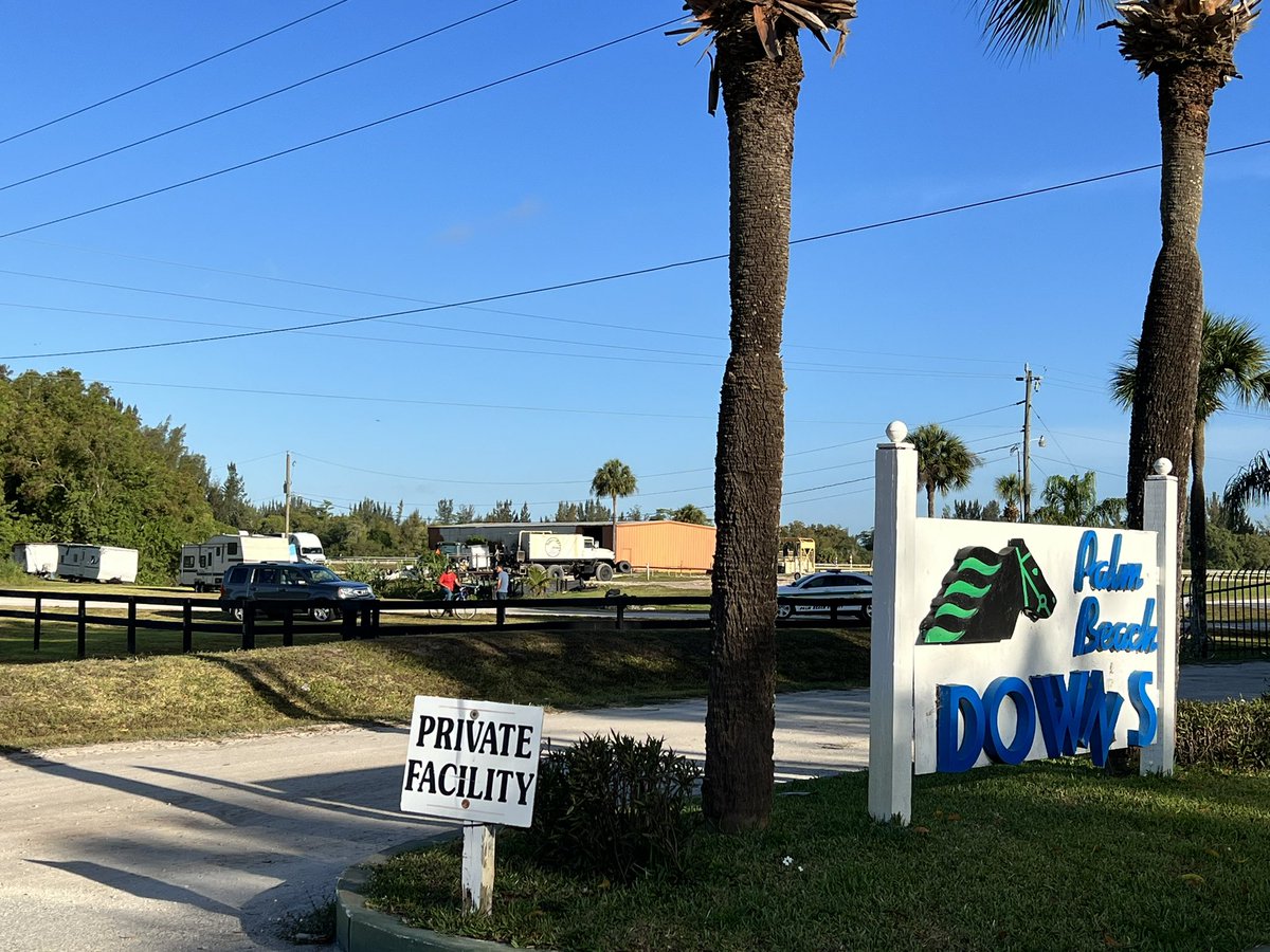 PBSO detectives are investigating an early morning homicide at Palm Beach Downs in unincorporated Delray Beach. 