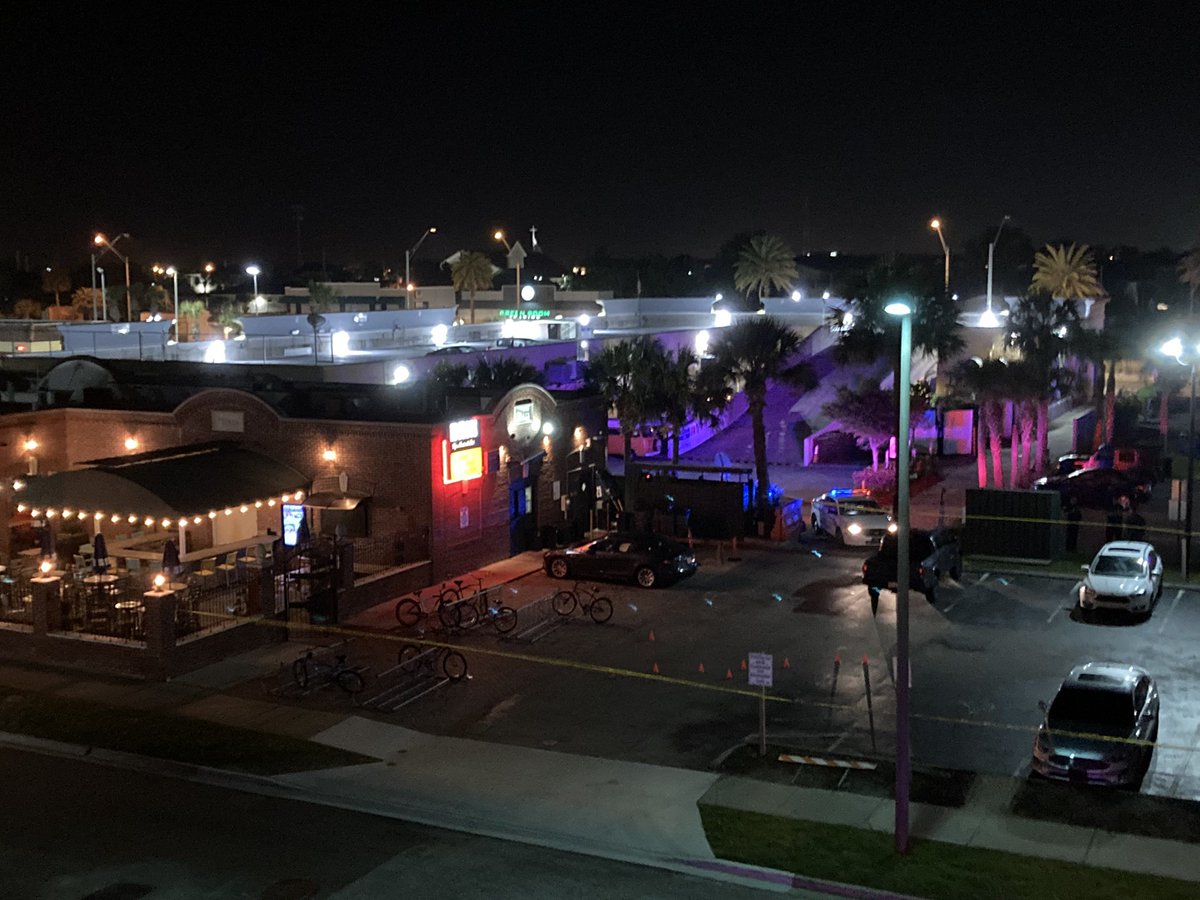 Jax Bch incident at BRIX late last night - police have been here over 5hrs and have the parking lot and 2nd st N sealed off but have released zero information about what happened here 