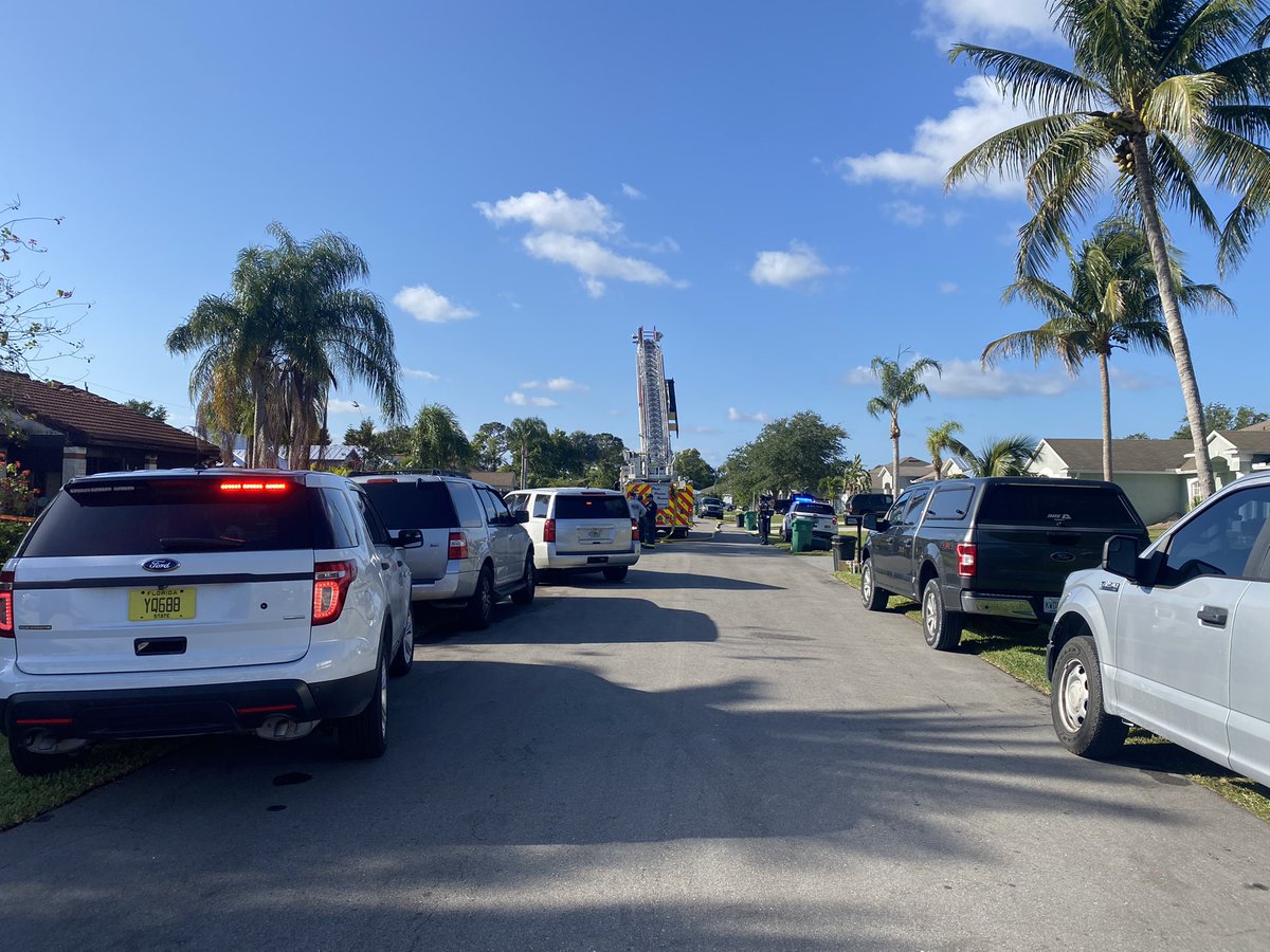 1 person has died after an early morning fire broke out at this home along Beechwood Terrace in Port St. Lucie. It happened just before 4:30 a.m. The cause is under investigation & the state fire marshal is here, however police say no faul play is involved. 