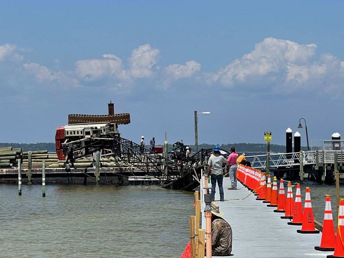 A crane on a barge collapsed this afternoon at Pensacola Beach. Crews were doing repair work on a dock on Quietwater Beach Rd.   no one was hurt