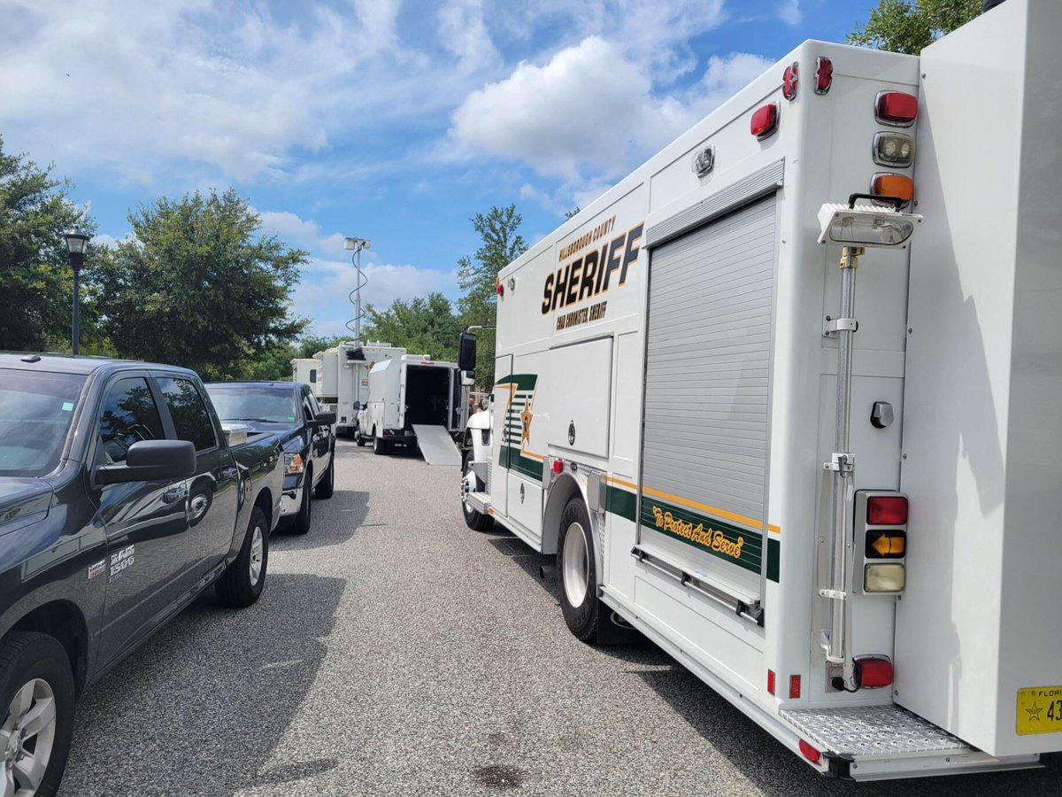 HCSO responding to home in northeast Hillsborough for a SWAT incident. Deputies are in the process of clearing a home where a subject with  active warrants maybe barricaded. Surrounding neighbors on 20000 block of Still Wind Dr have been evacuated as a precaution