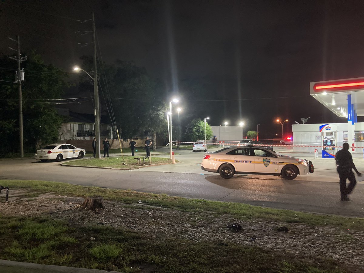 SHOOTING- @JSOPIO at the 900 blk of Bert rd for a man who was shot multiple times when someone from the outside shot into an apartment - the man drove himself to a nearby gas station to call for help - taken to the hospital with NLT injuries - police canvassing the area 