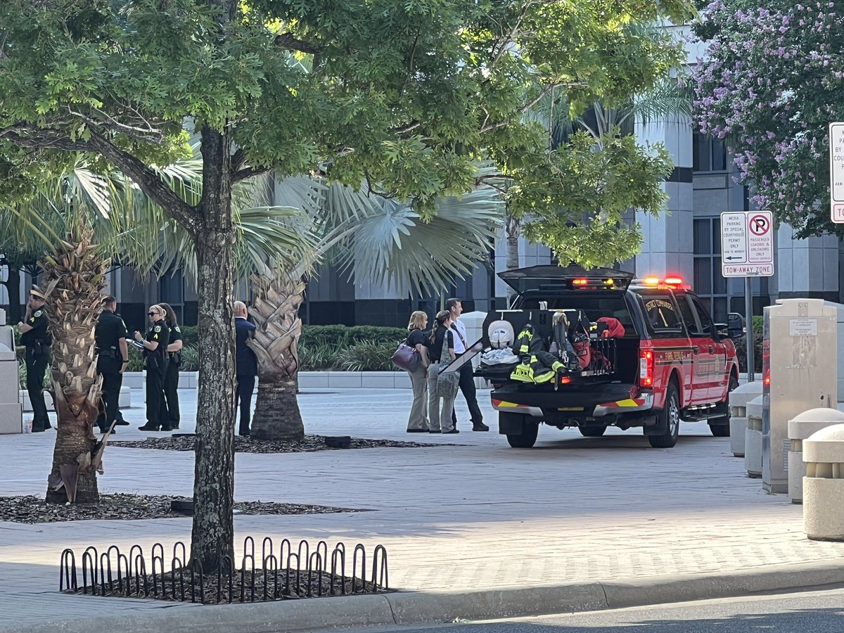 Orange County Courthouse evacuated. Officers on scene tell there is a suspicious package near Lynx stop on Livingston. 