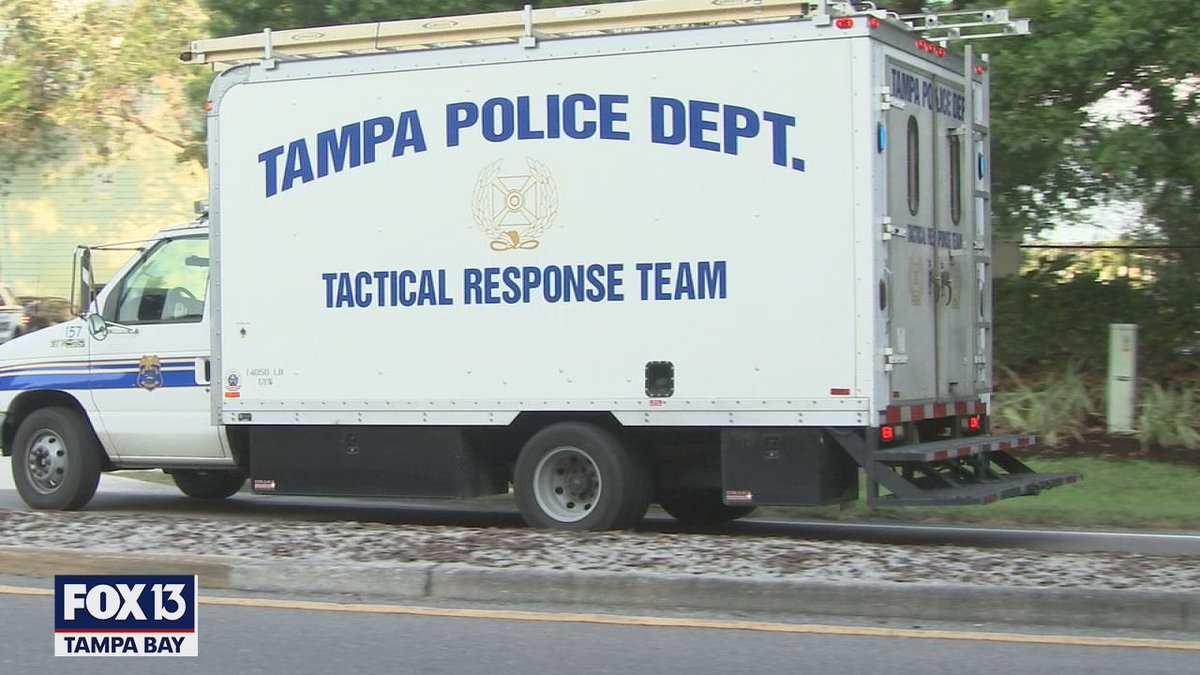 Tampa Police are on scene of a barricaded person at the Bowery Bayside Apartments on South Westshore Blvd. Two women hostages have been rescued by SWAT officers.  The male suspect is still inside the apartment