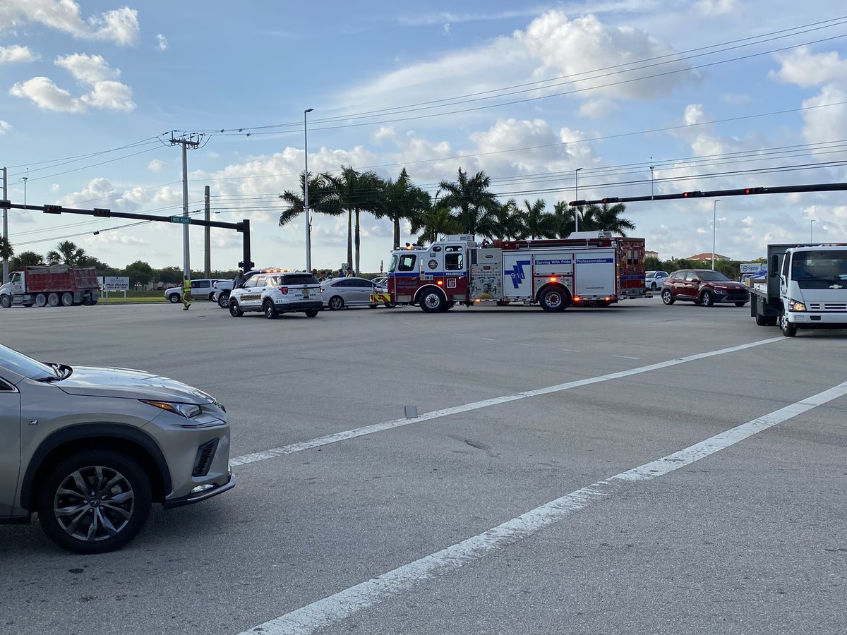 This wreck  on Miramar Pkwy at Red Road.