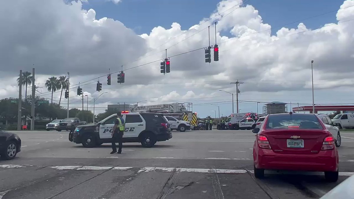 Police is on scene of a crash at the intersection of Colonial & Winkler Ave. It's causing backups because there's roadblock in the area. Take Challenger Blvd