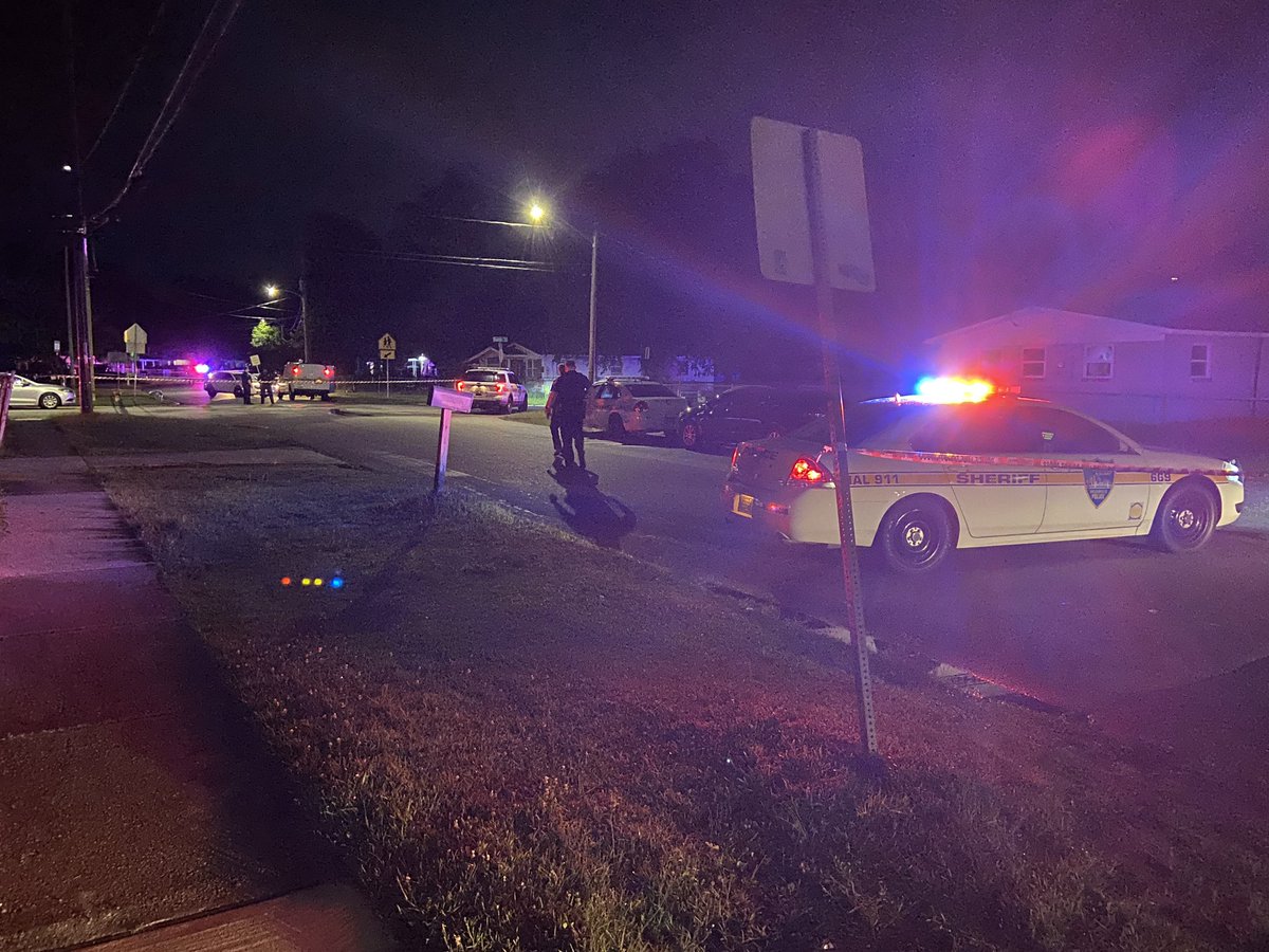 JSO is reporting a shooting occurred along Norfolk Boulevard tonight.