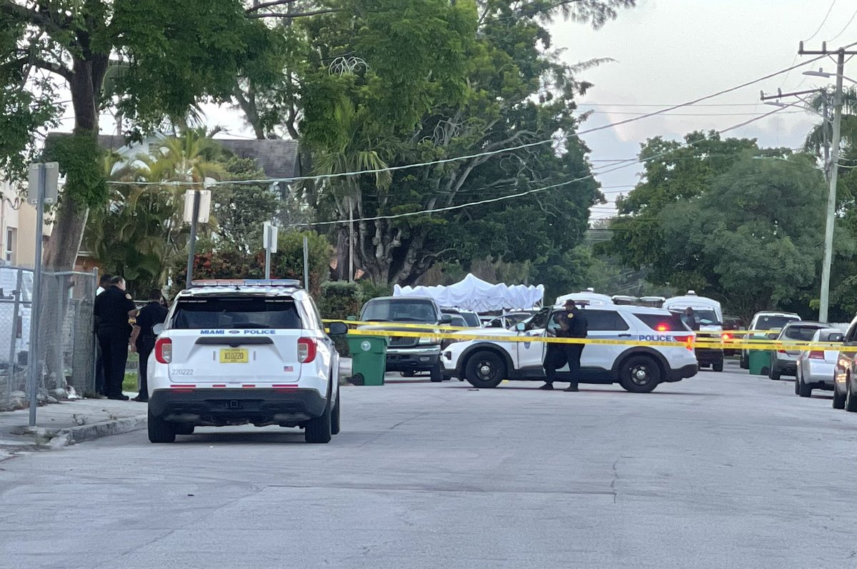 Miami PD:PIO is on scene at the media staging area located at SW 12th Court and SW 8 Street reference a shooting investigation. Please avoid the area between SW 12 Ct along SW 8-12 Streets as detectives continue to investigate