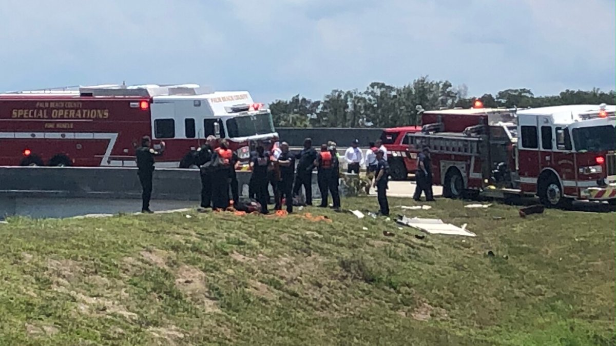 3 dead after car crashes into Palm Beach County canal