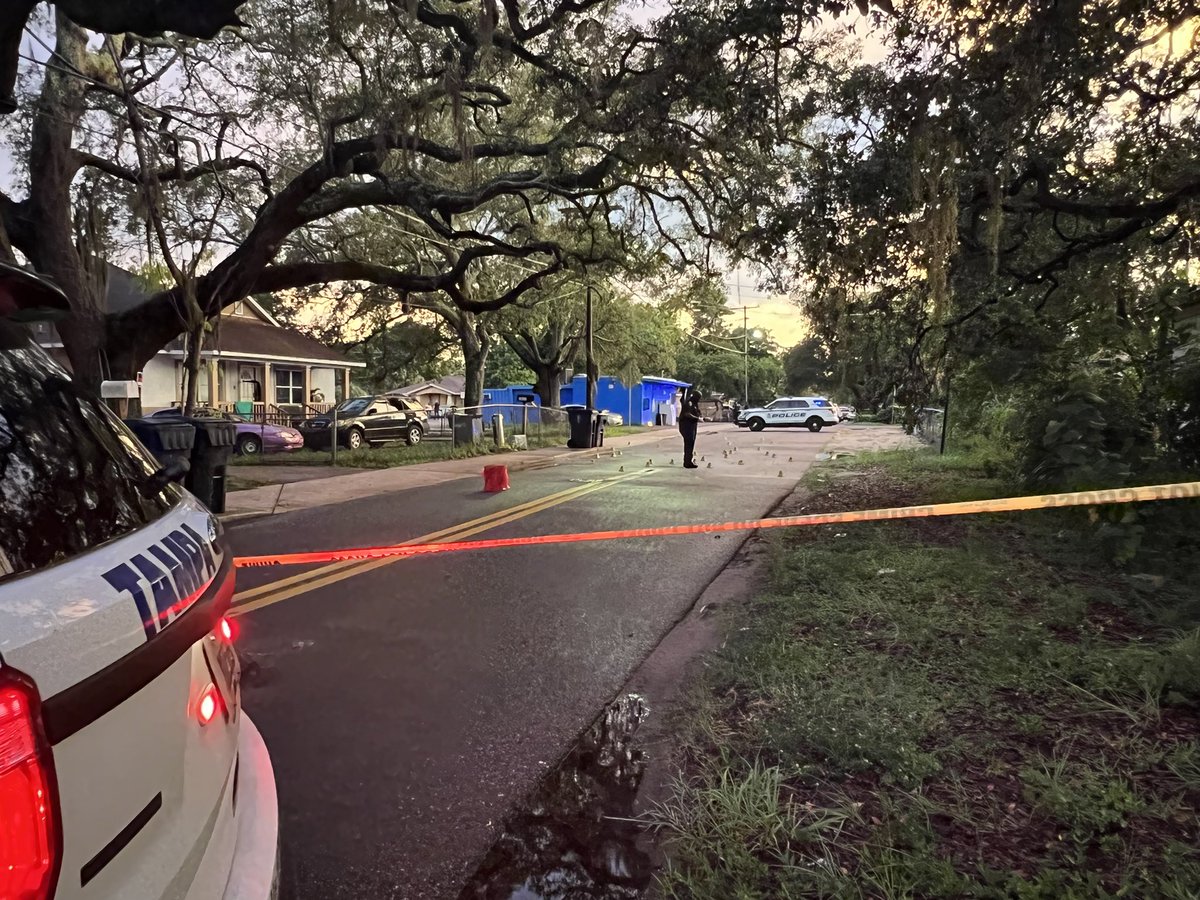 Exclamation️ @TampaPD says four people were shot along East Chelsea Street near MLK Jr Blvd