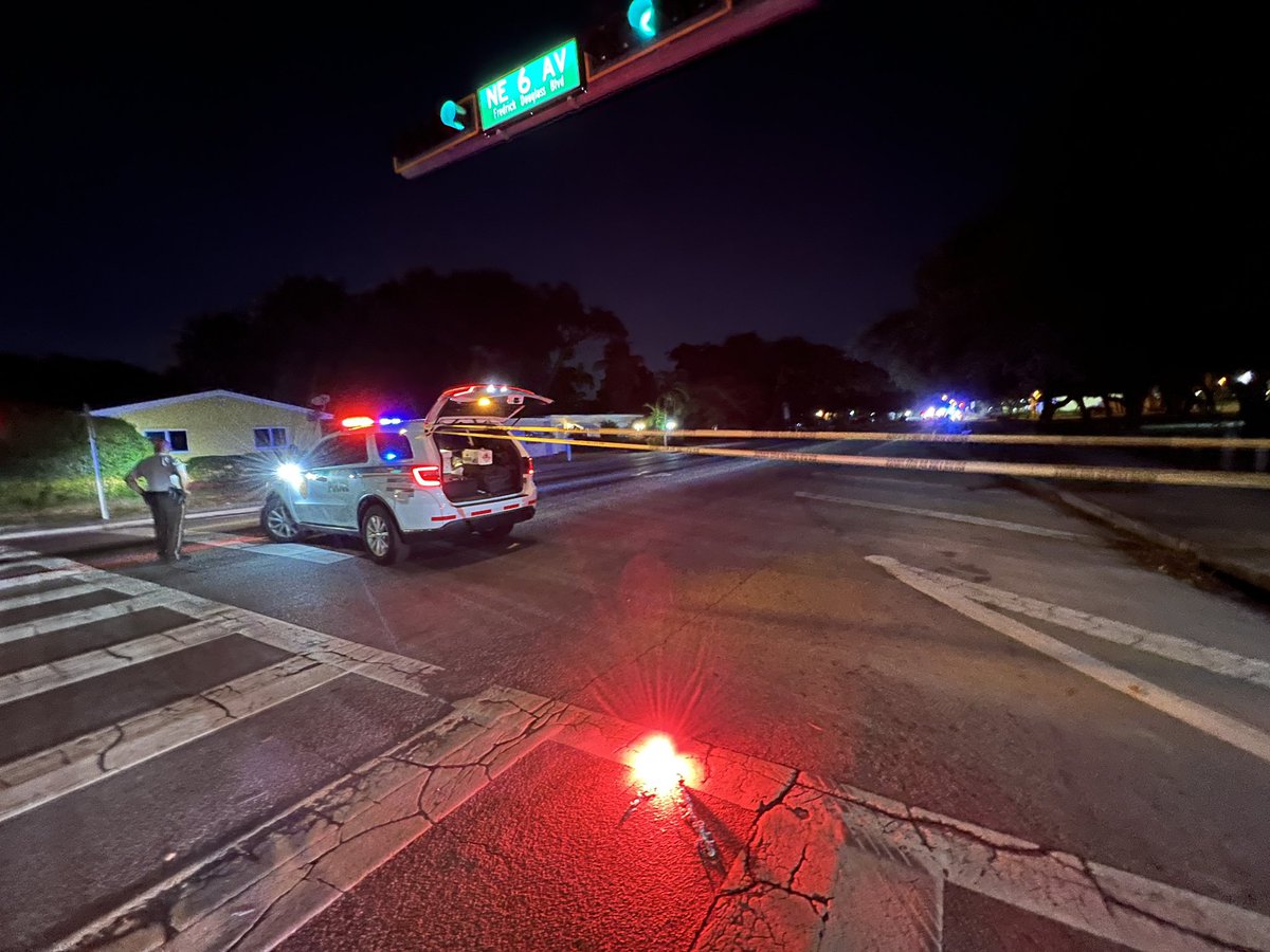 2 people shot near Oak Grove Park. Both victims alive