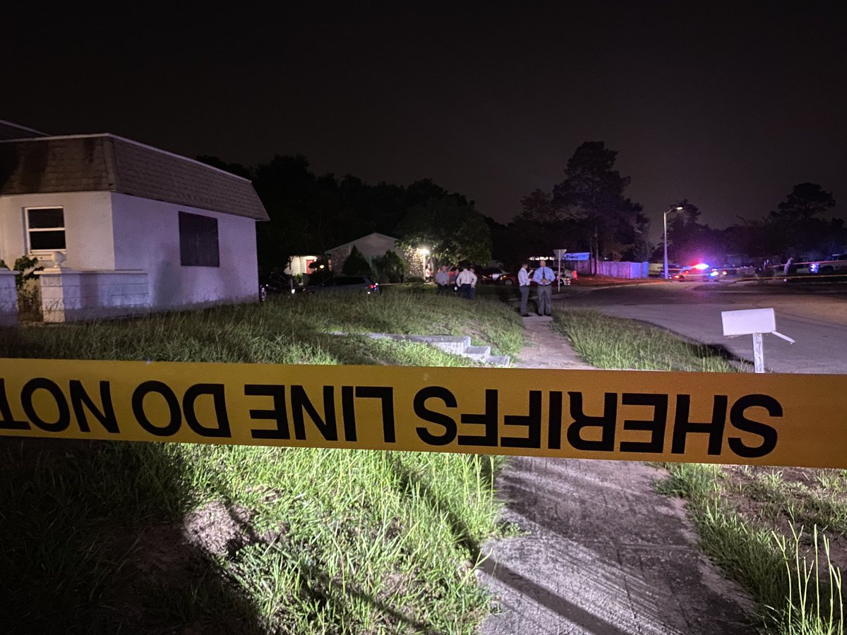 Deadly shooting at Baywood Ave in Pine Hills. Deputies say one man in his 20s was shot around 7:30 pm and pronounced dead at the hospital. No suspect info