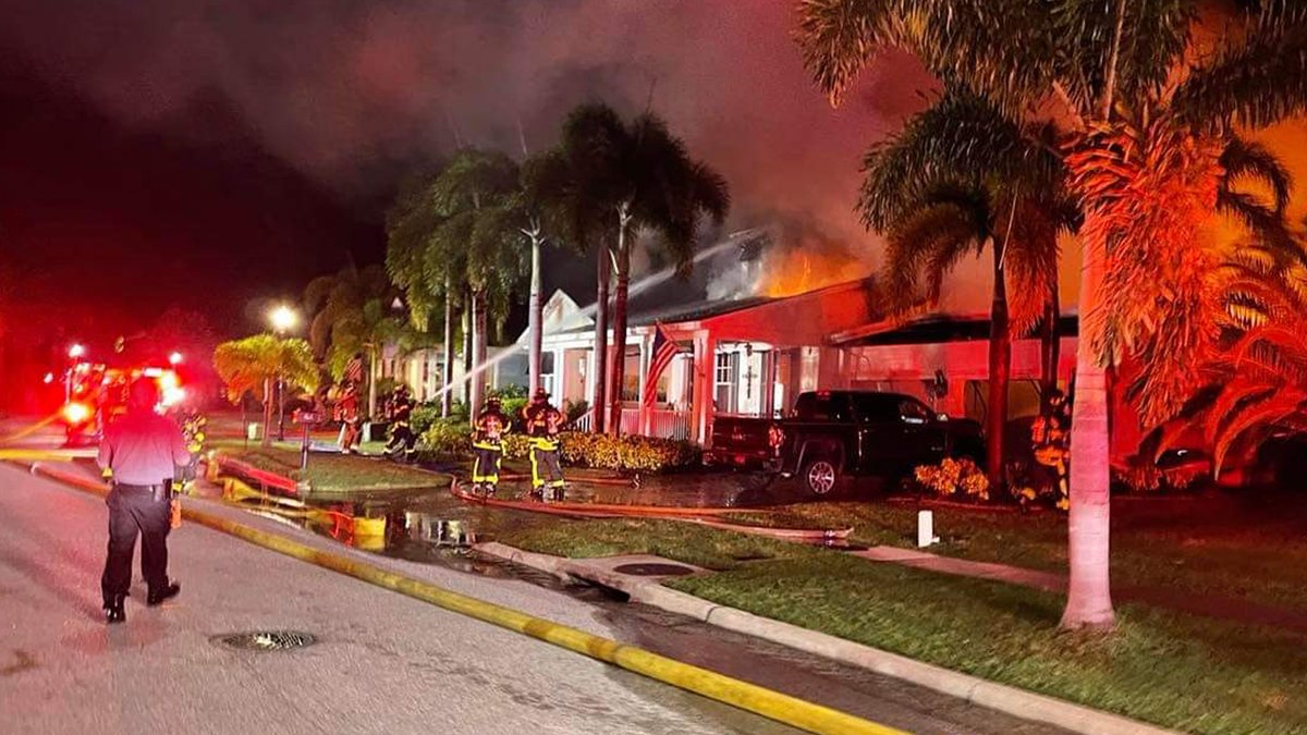 Home burns in Apollo Beach, fire under investigation